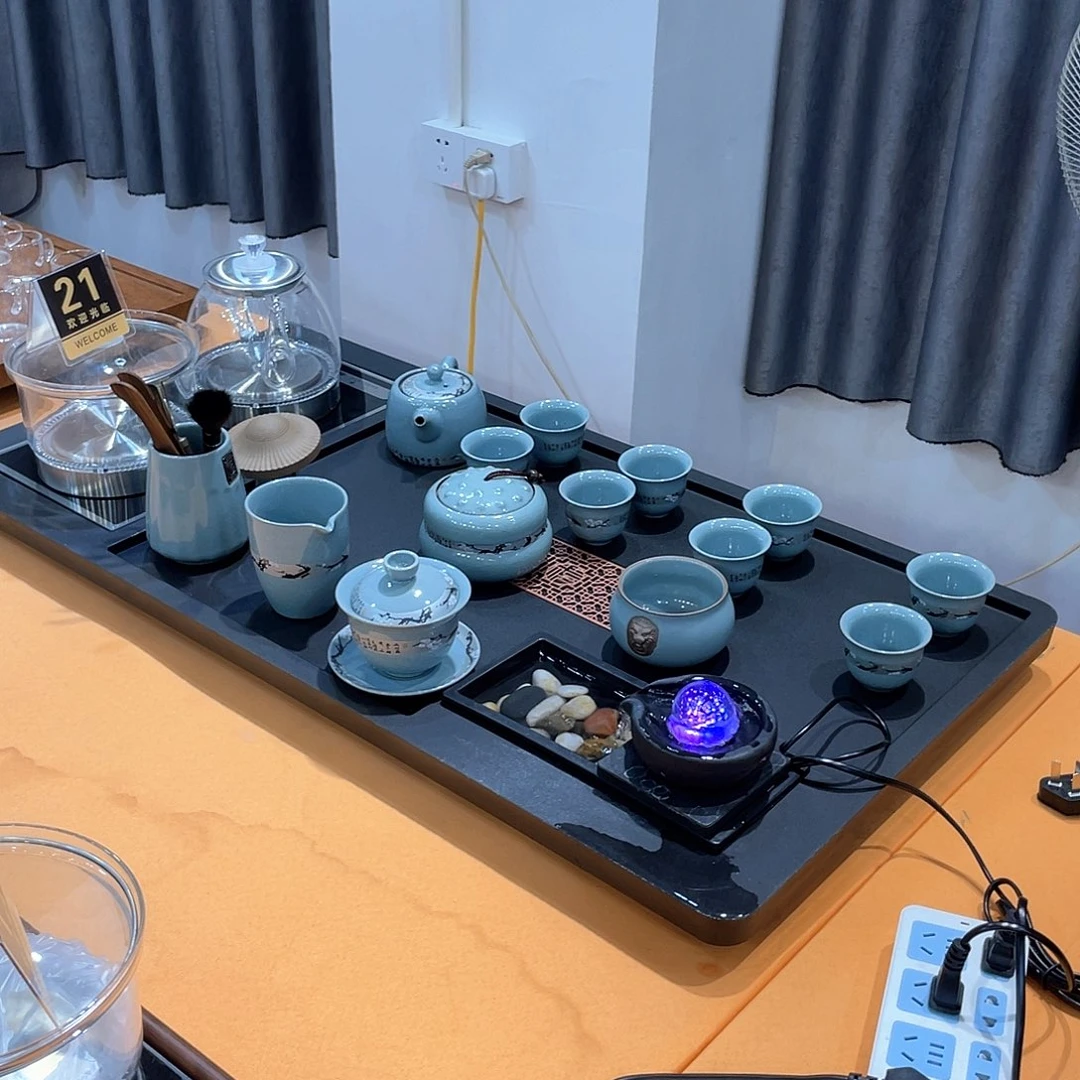 瓷片大哥打电话风风光光个同事代发