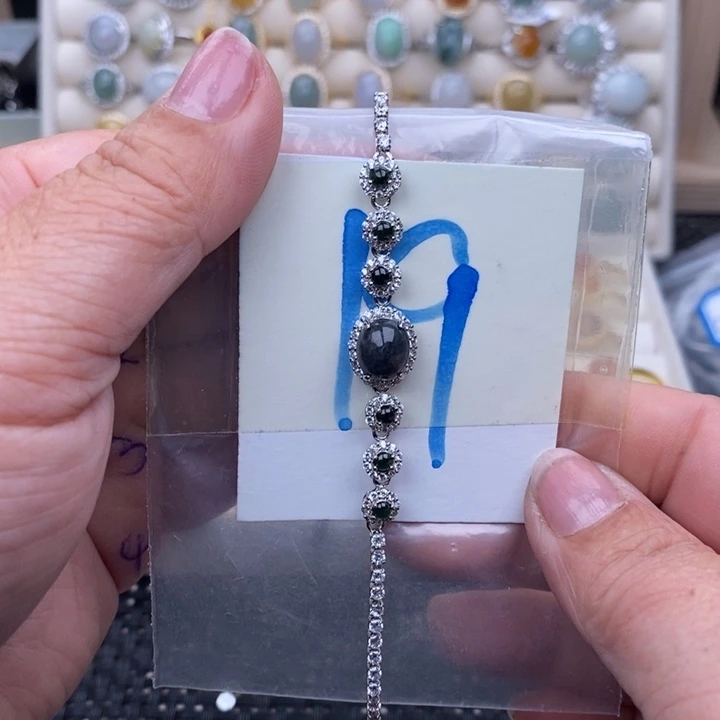 未镶嵌戒指翡翠缅甸