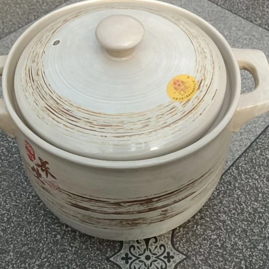 瓷片陶瓷盤子碗啥都有