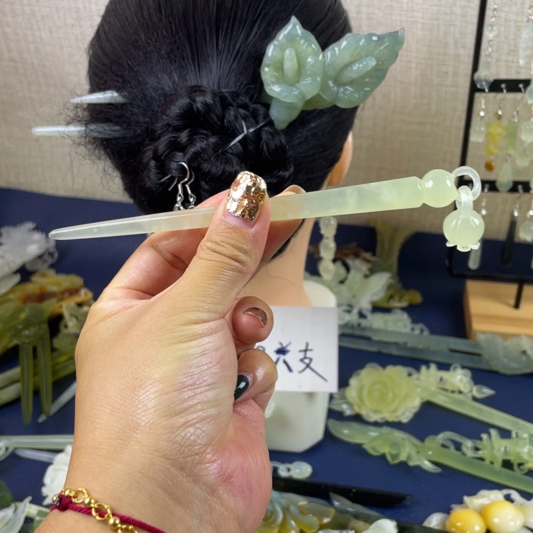 蛇纹石玉未镶嵌发饰