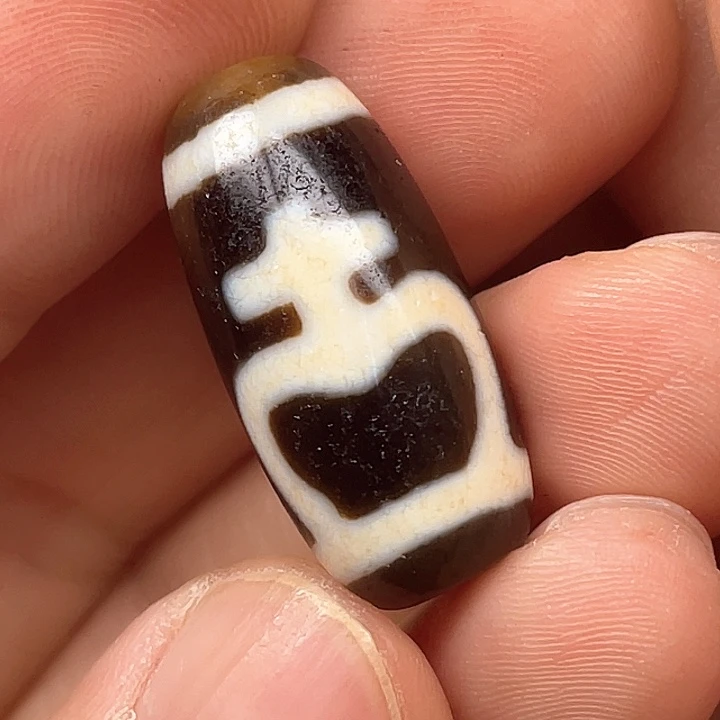 蕾****玛瑙/玉髓未镶嵌颈饰