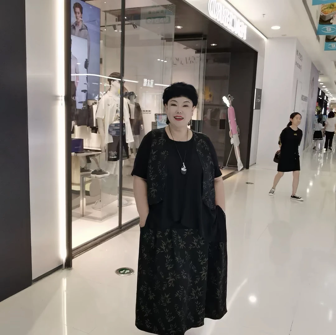 润绝之美,醋酸丝皱时尚马甲,半身裙套装
