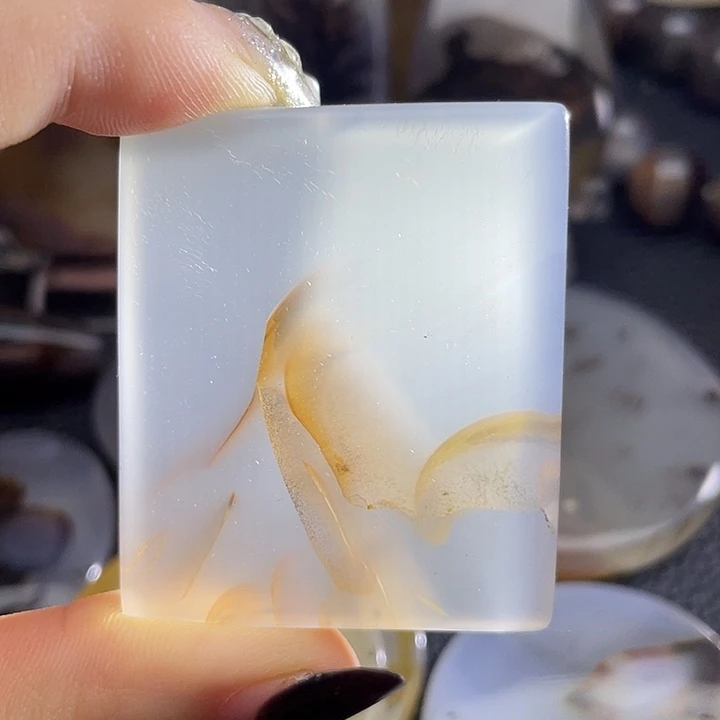 光****玛瑙/玉髓未镶嵌颈饰