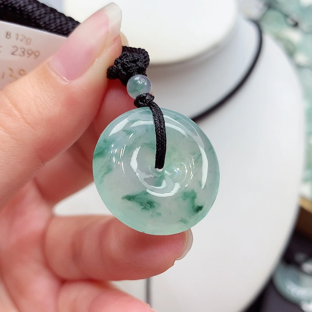 颈饰未镶嵌翡翠翡翠26，22.9/5.7