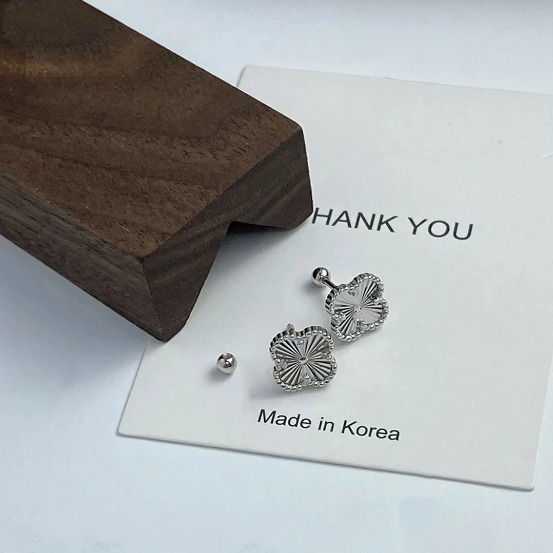 足银耳饰 足银990镭射四叶草耳钉小众设计款