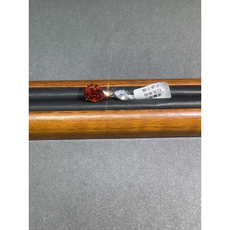 a6474白托红水滴吊坠多样发