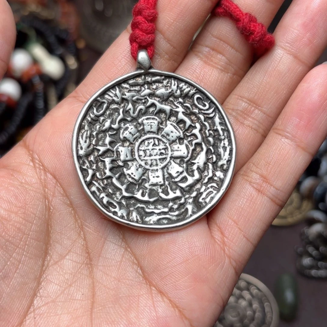 铜星月菩提吊坠项链