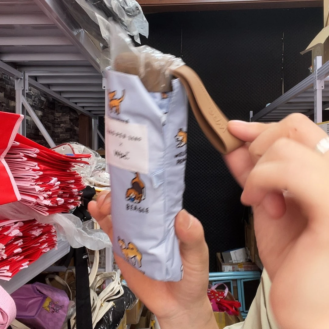 柒***sPU化妆包等各种产品和