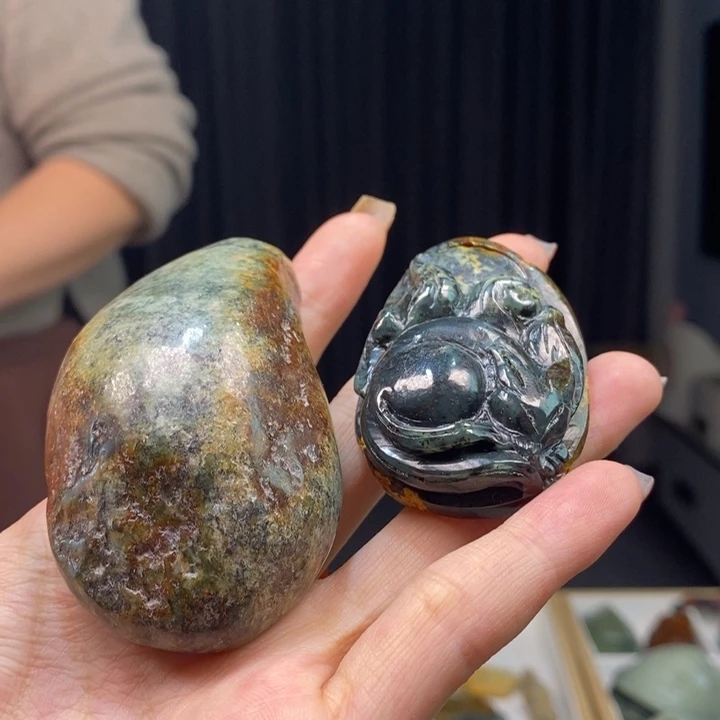 岫岩河磨玉（透闪石质玉）颈饰未镶嵌