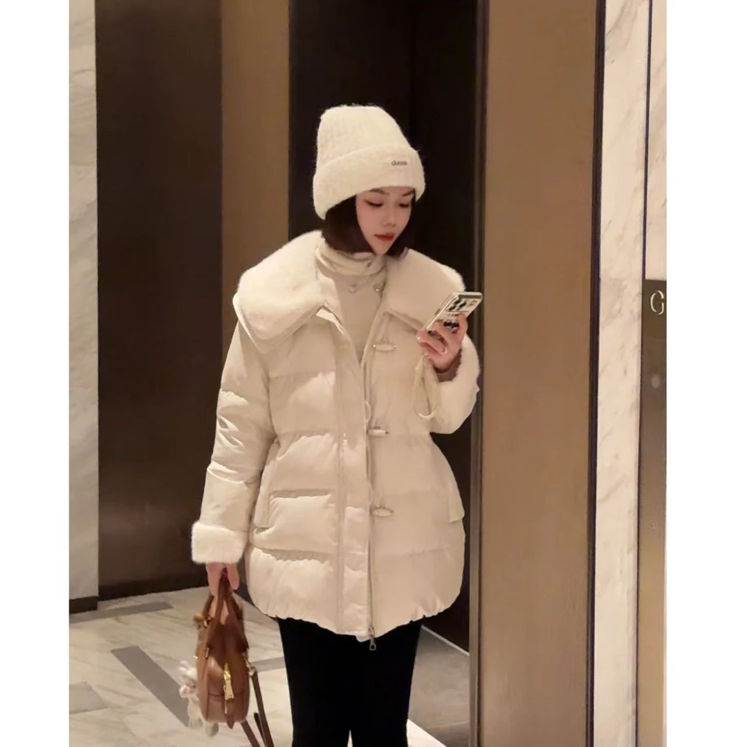 玳妮【金枝玉叶】冬季 气质大翻毛领袖口拼毛羽绒服 加厚时尚面包服