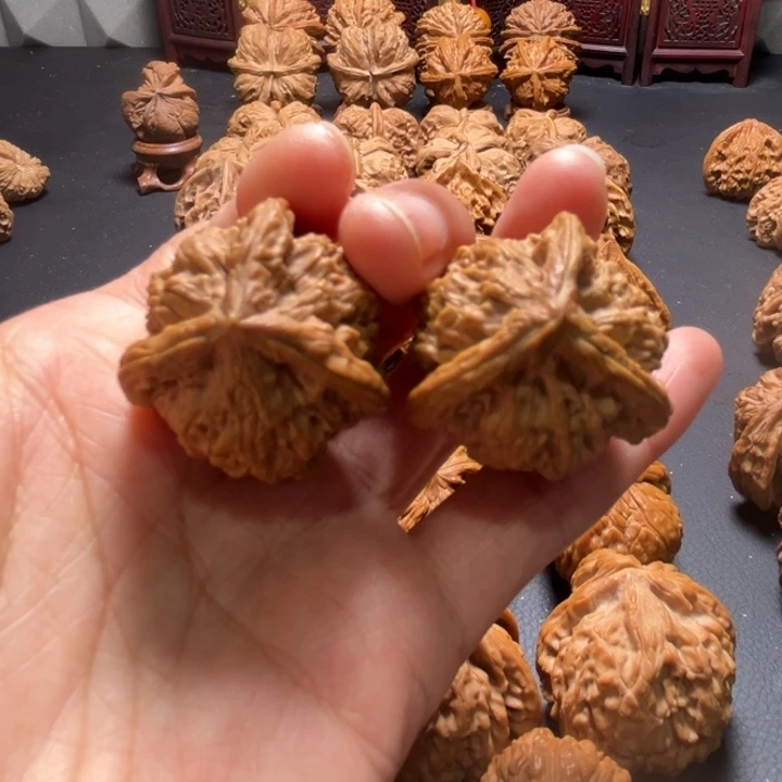 雨花石三棱小手捻31尺寸核桃哈哈哈哈