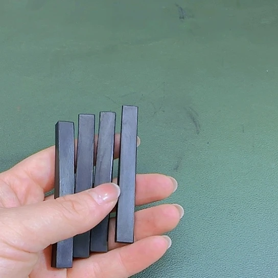 乌金小瑕的小条条墨