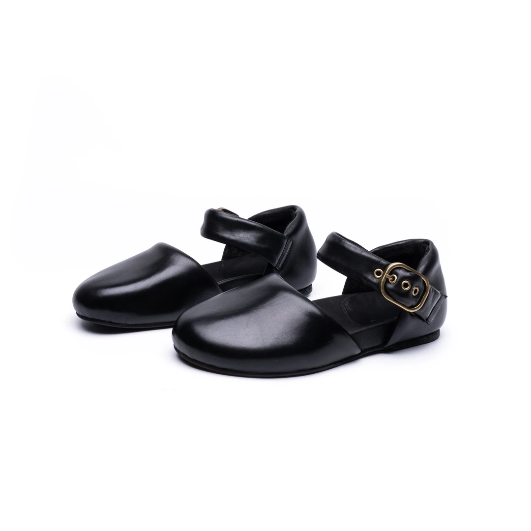 2025年早春胎牛皮法式小香风轻便柔软面包鞋