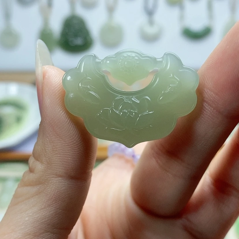 【闪购商品】颈饰未镶嵌和田玉
