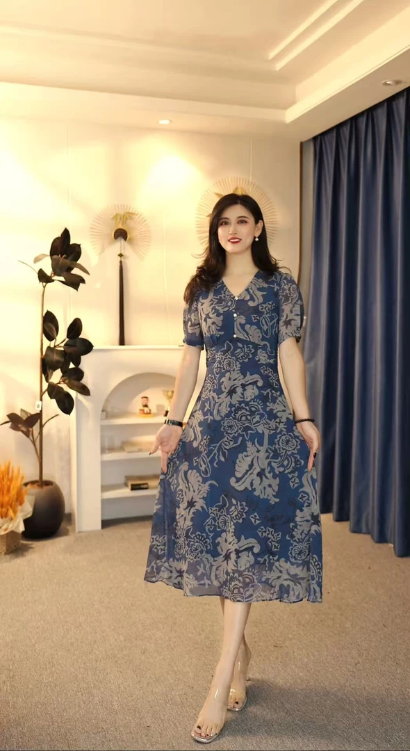 中腰时尚一粒扣长裙夏季提花常规印花休闲高腰连衣裙 Z5003