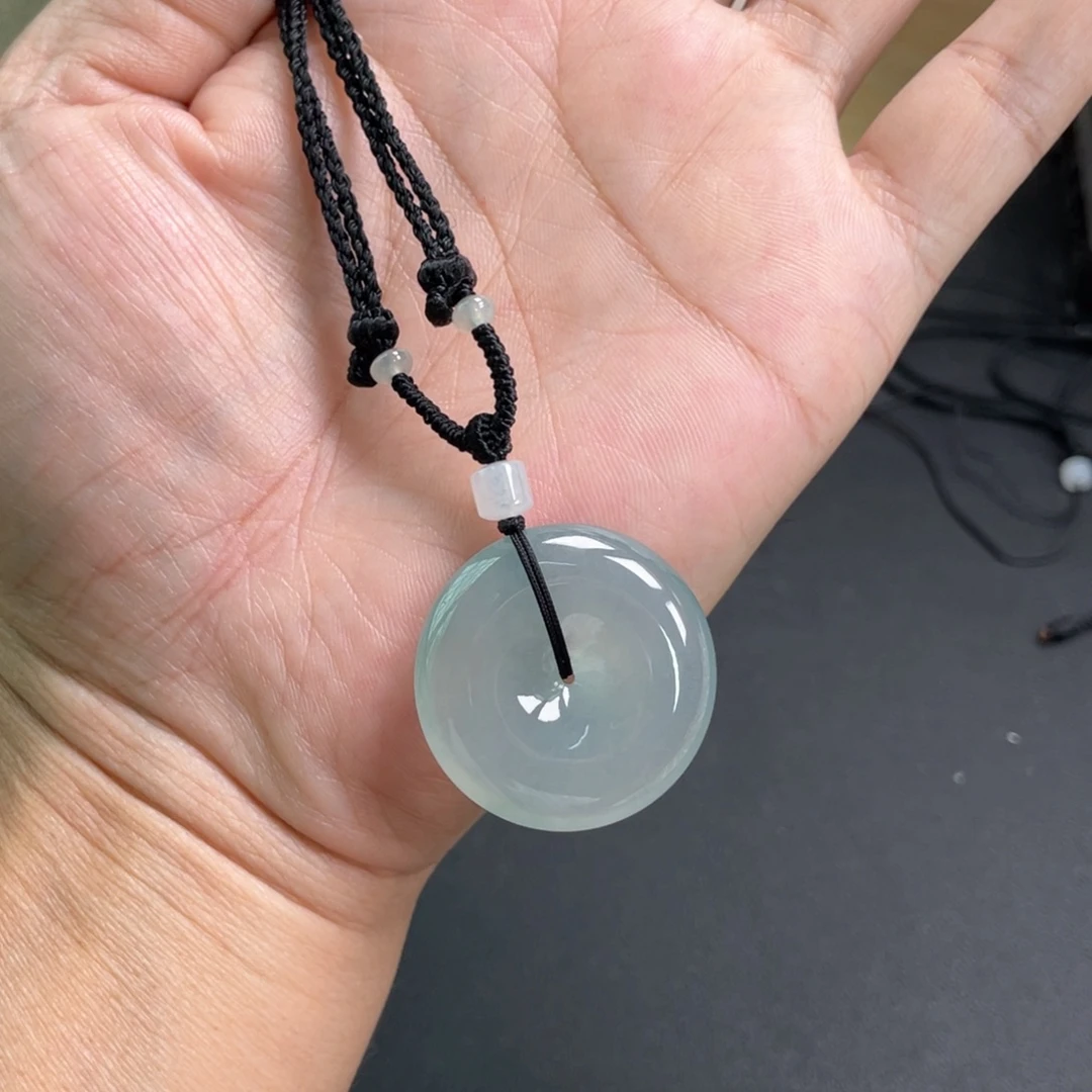 翡翠18K金镶嵌颈饰31.3-6.7