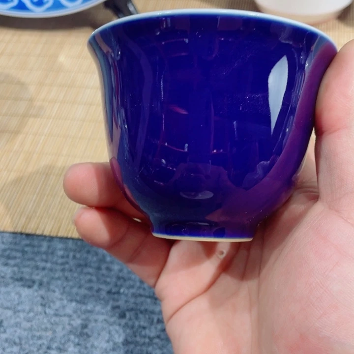 单色釉金钟杯，茶杯