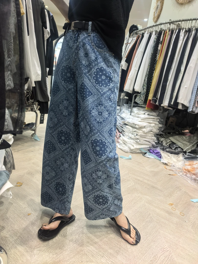 80776裤长96夏季新款高腰配腰带印花时尚牛仔裤直筒阔腿裤女