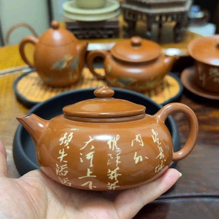 壶建水紫陶万里长城壶