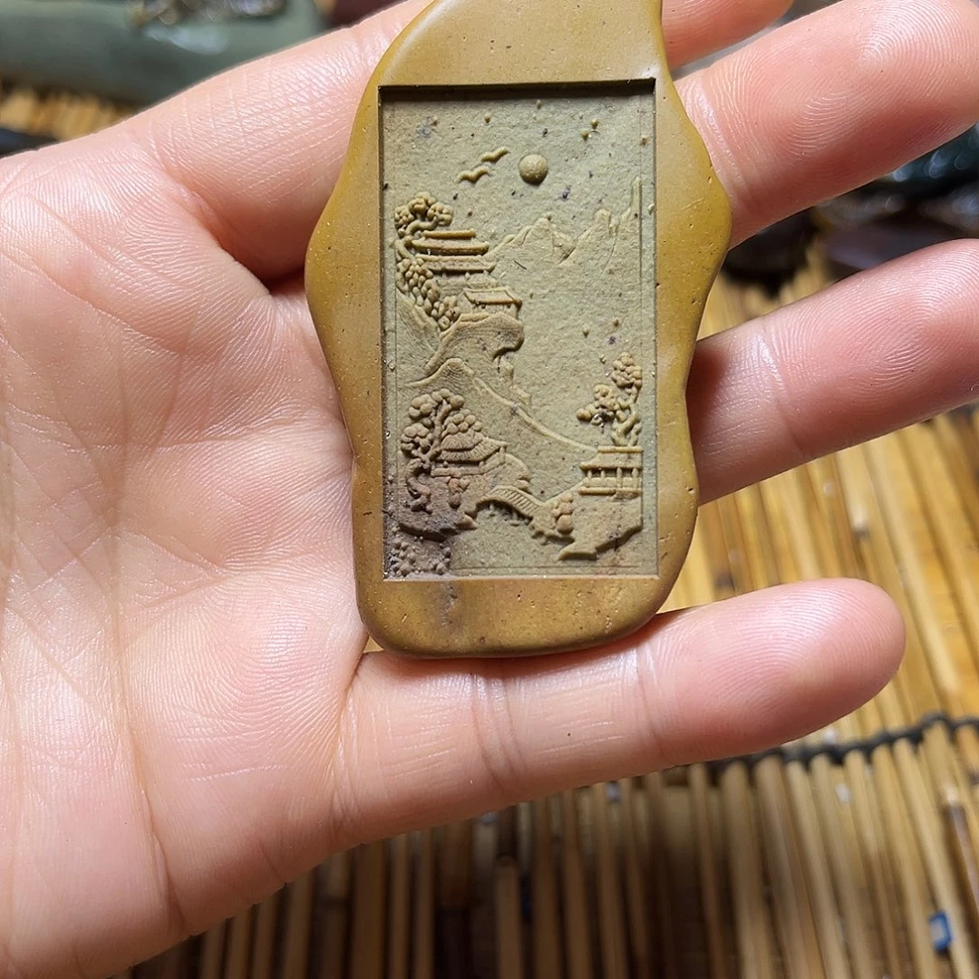 新疆戈壁石原石雕刻