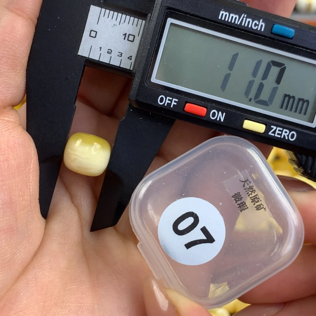 未镶嵌琥珀珠宝奇石琥珀蜜蜡微瑕