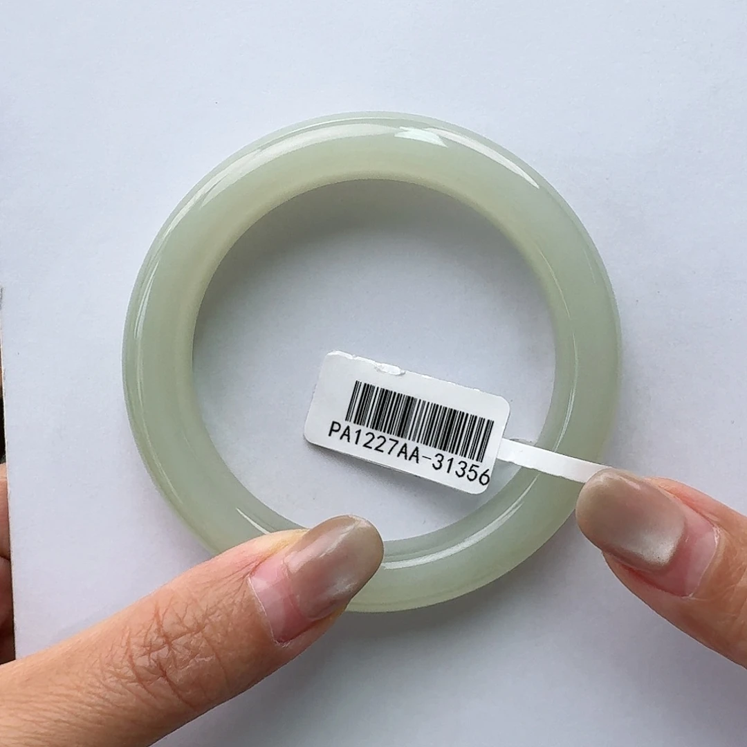 和田玉未镶嵌手镯56