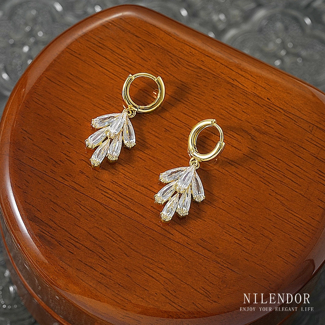 铜合金合成锆石耳饰 ES-117精致轻奢满钻树叶耳扣
