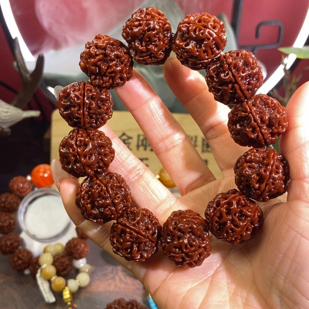 金刚菩提吊坠525素。