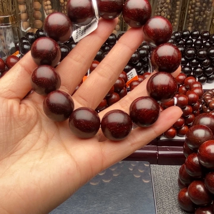 狗***哥小叶紫檀手串/手链1.8原汁原味爆满金星