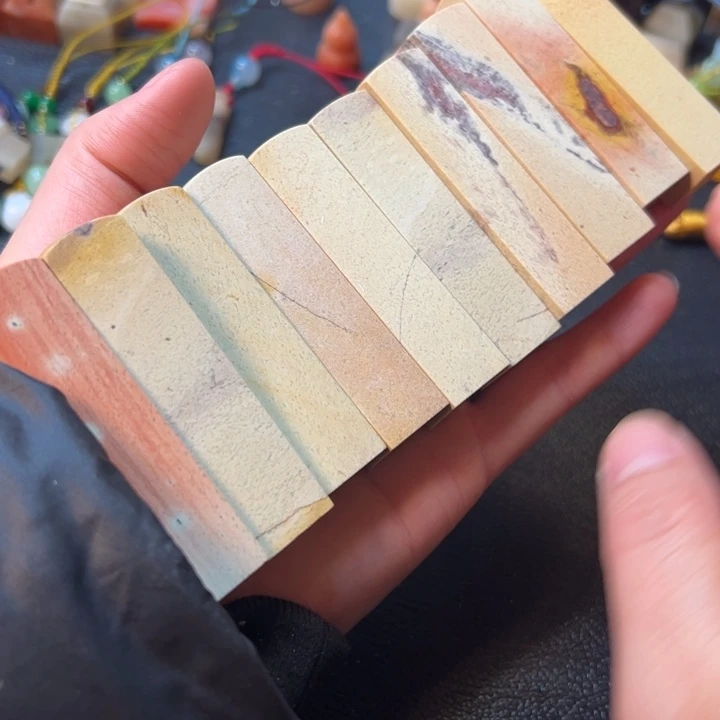 印石青田石瑕疵品一组10枚1.5*1.5*6.3