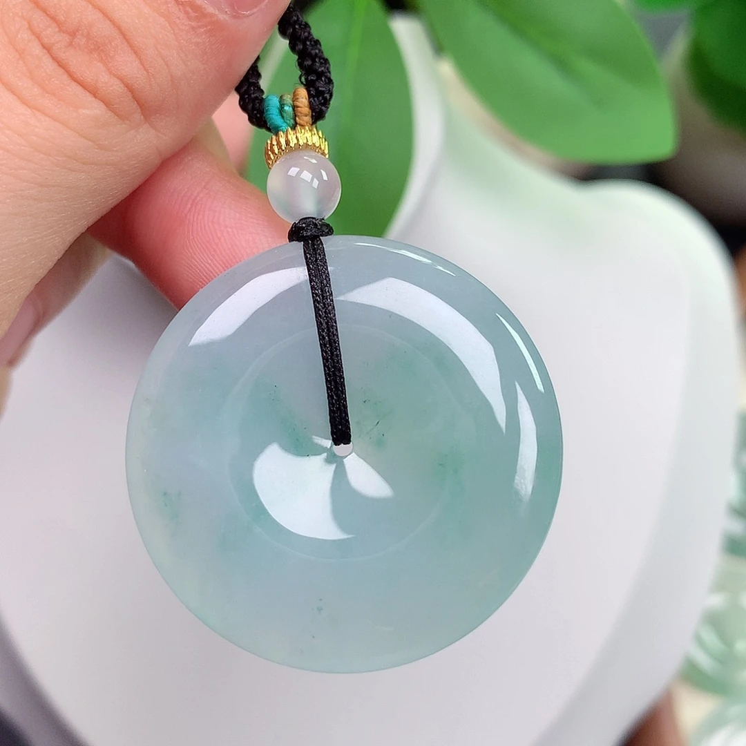 颈饰未镶嵌翡翠平安扣 35.3x5.9mm