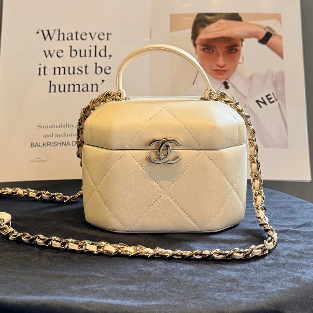 99新 Chanel/香奈儿 八角白色月光宝盒 芯片开