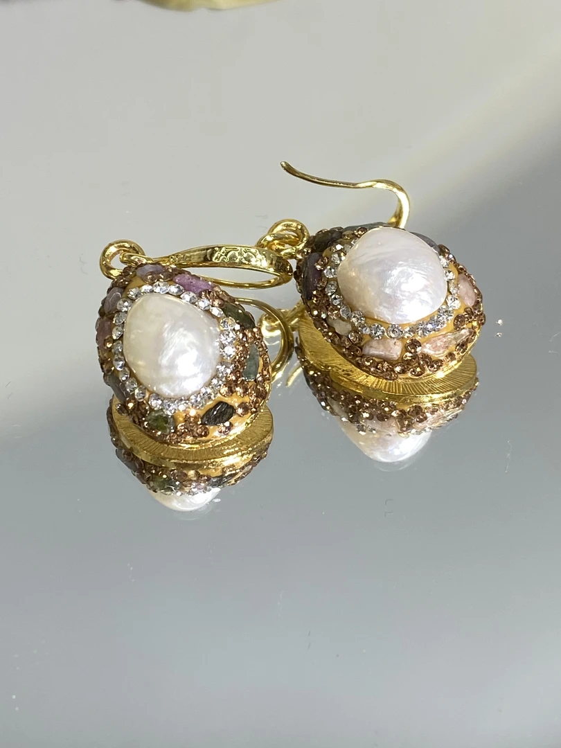 铜合金合成锆石耳饰 TTSD 白色巴洛克时尚潮流百搭款耳饰 8229