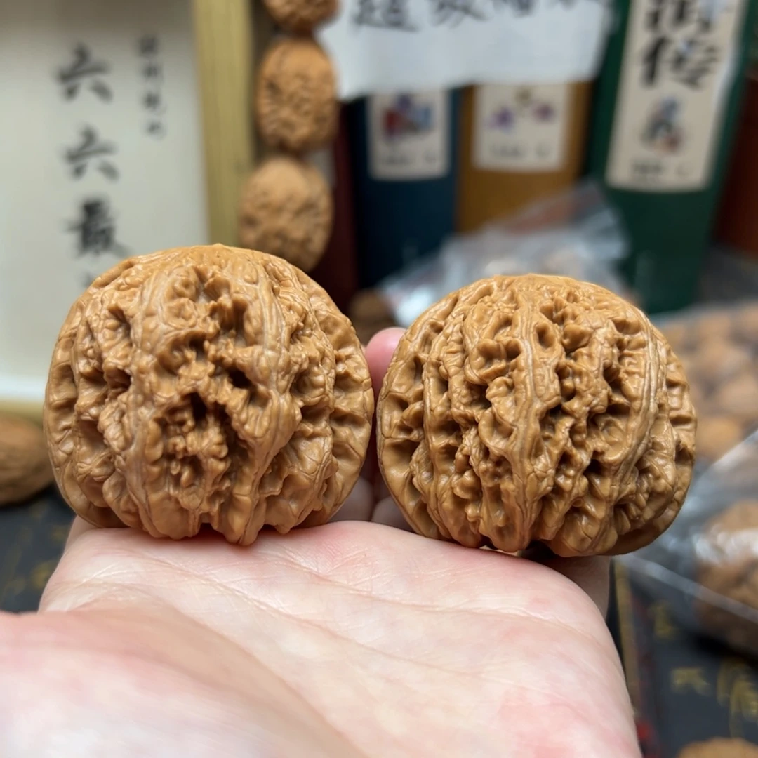 文玩核桃把件46➕平谷粗筋