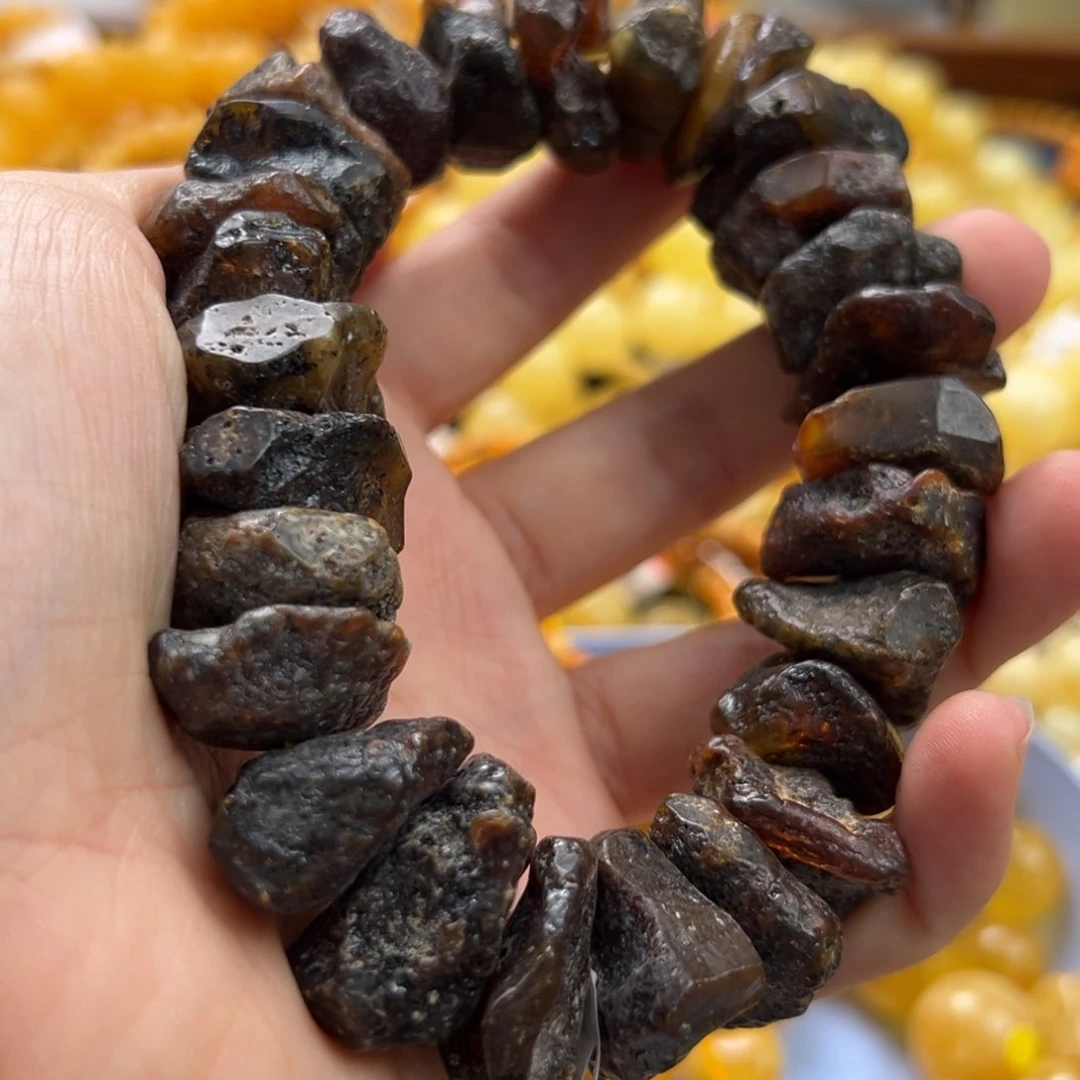 未镶嵌琥珀珠宝奇石