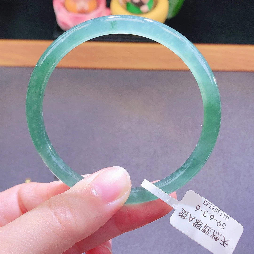 翡翠未镶嵌手镯天然翡翠