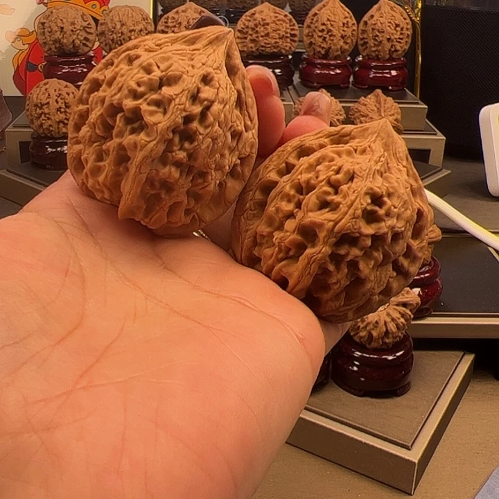 文玩核桃把件44 大 沽石 b-012