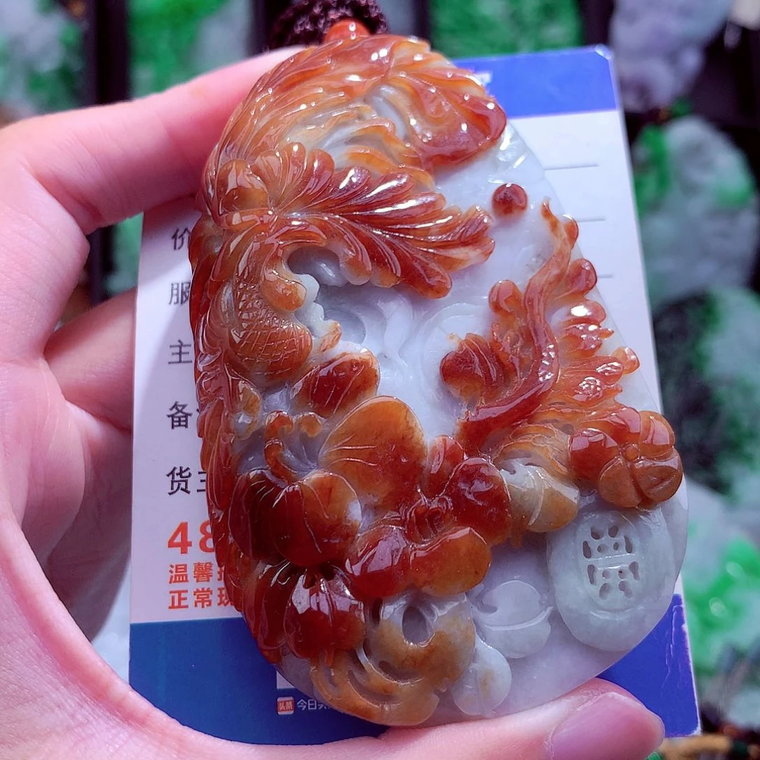 翡翠未镶嵌颈饰挂件