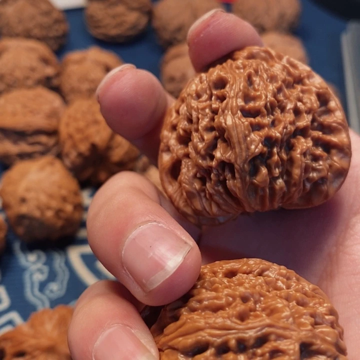 江***-桃核吊坠43全品南疆石