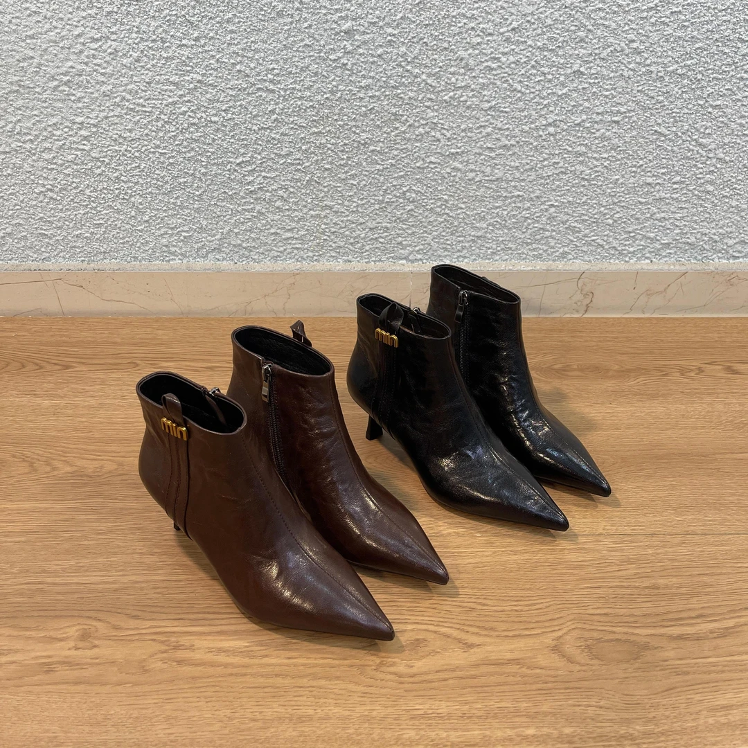 短筒靴女2025尖头舒适百搭头层羊皮职场气质时尚细跟秋冬短靴高跟