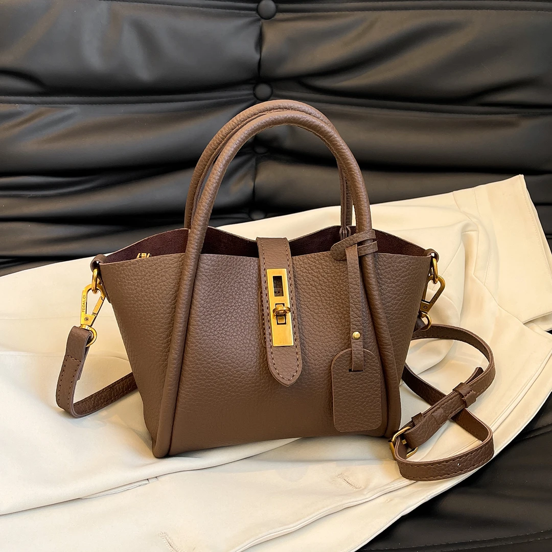 新款轻奢百搭高级感气质时尚斜挎女士包6626咖