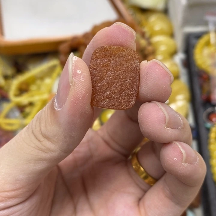 未镶嵌蜜蜡裸石多样性发货