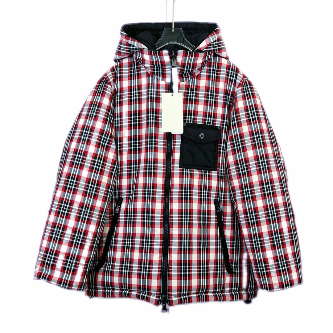 99新 BURBERRY/博柏利 010026 苏格兰格纹双面羽绒服 M码