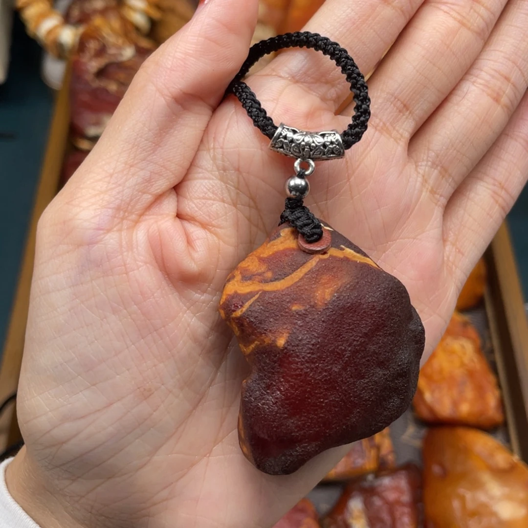 琥珀未镶嵌珠宝奇石