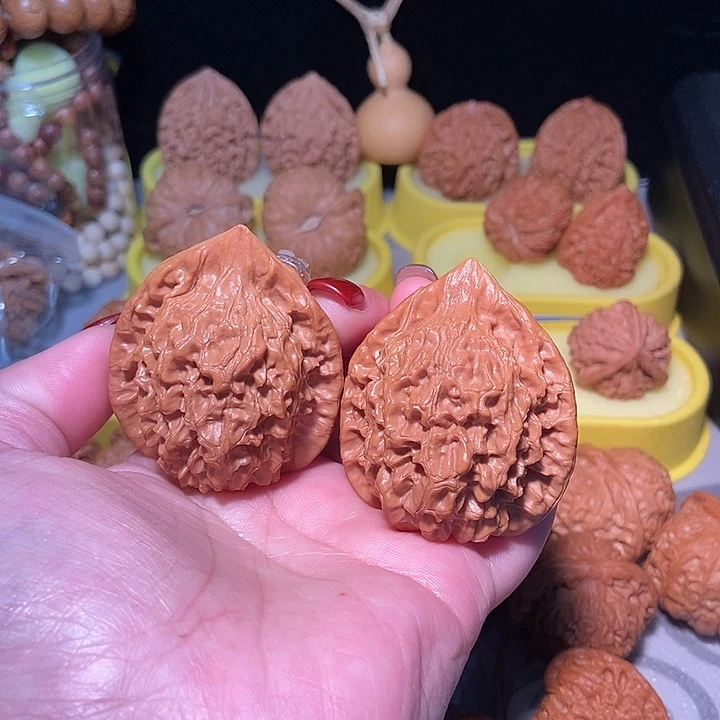 吊坠文玩核桃麒麟纹官帽