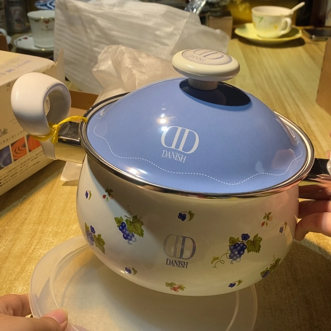 张****易雅集工艺品有限公司