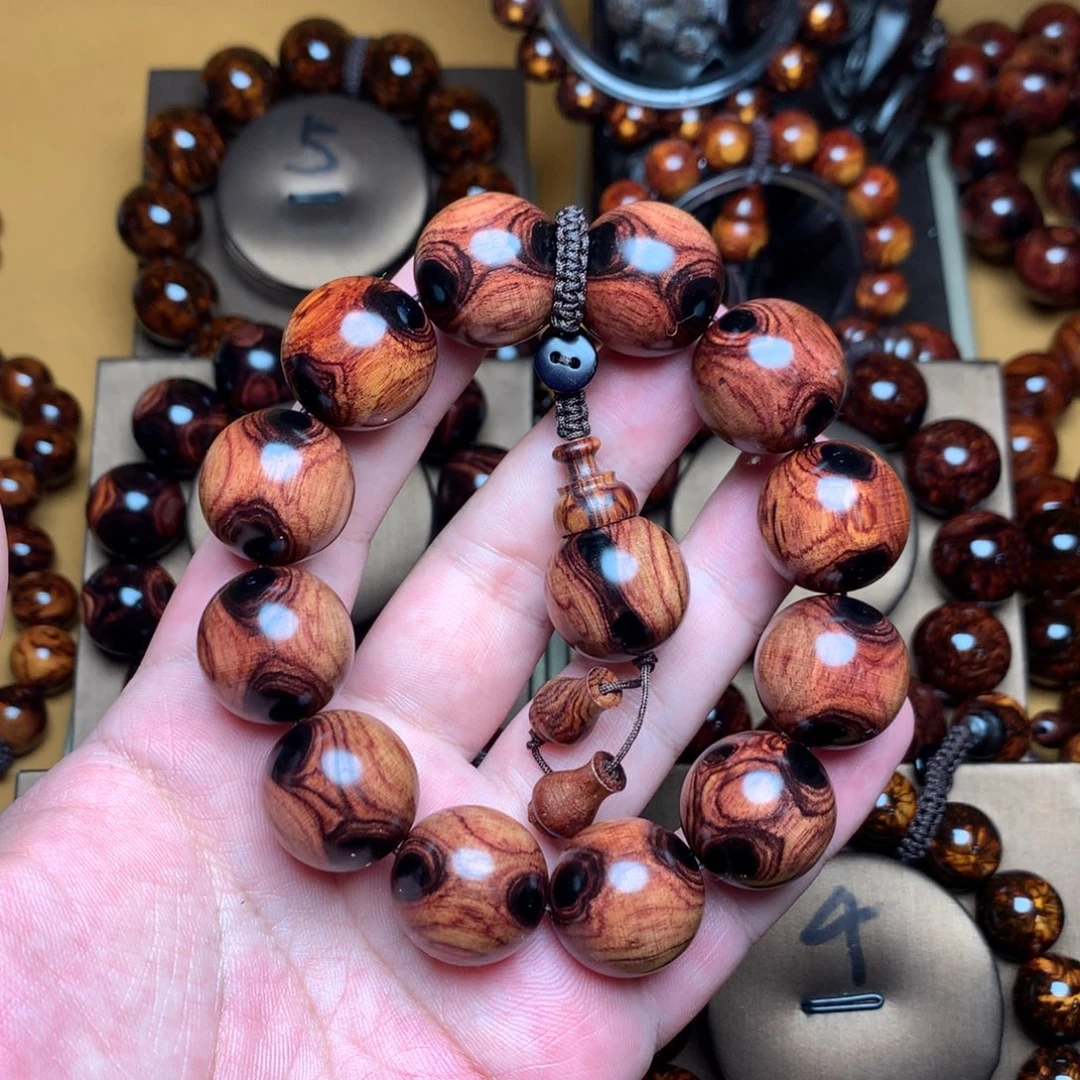 黄花梨/降香黄檀2.0鬼脸对眼