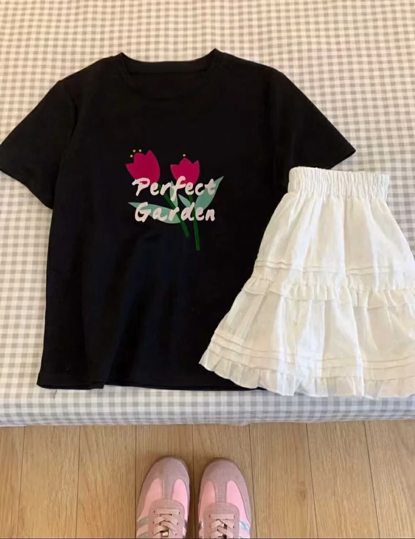 小众女士圆领百搭短袖花卉图案T恤