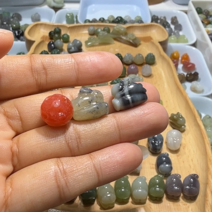 小***珑未镶嵌和田玉珠宝半成品