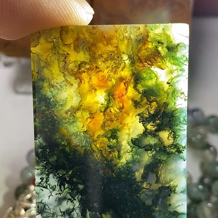 万***风玛瑙/玉髓未镶嵌吊坠(赠链)